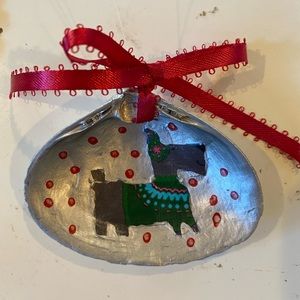 PUPPIES on SHELLS CHRISTMAS       ORNAMENTS